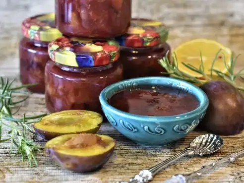 Plum jam with garnish